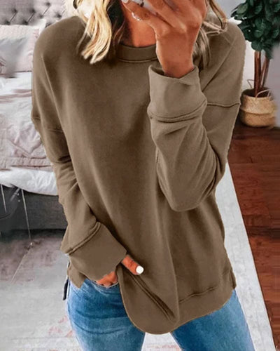 Locker geschnittener Damenpullover aus Baumwolle und Polyester