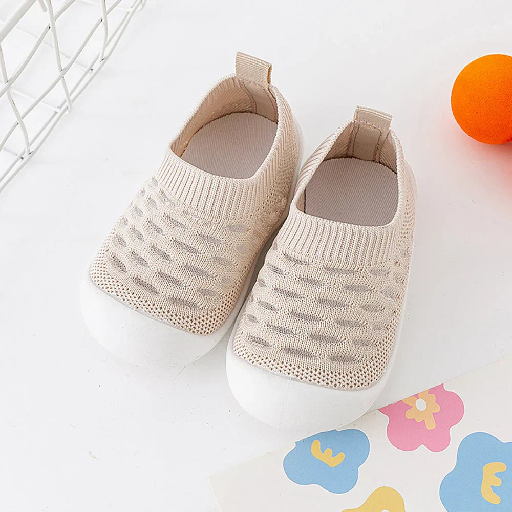 Rutschfeste Mesh-Schuhe für Babys