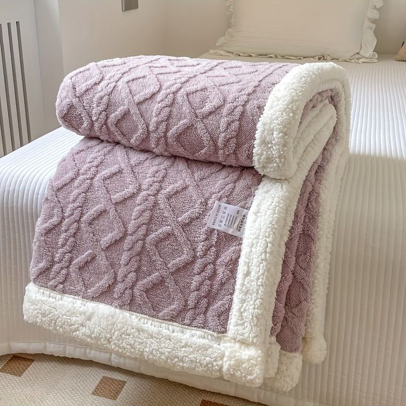 CozyNest - Reversible Fleece-Decke