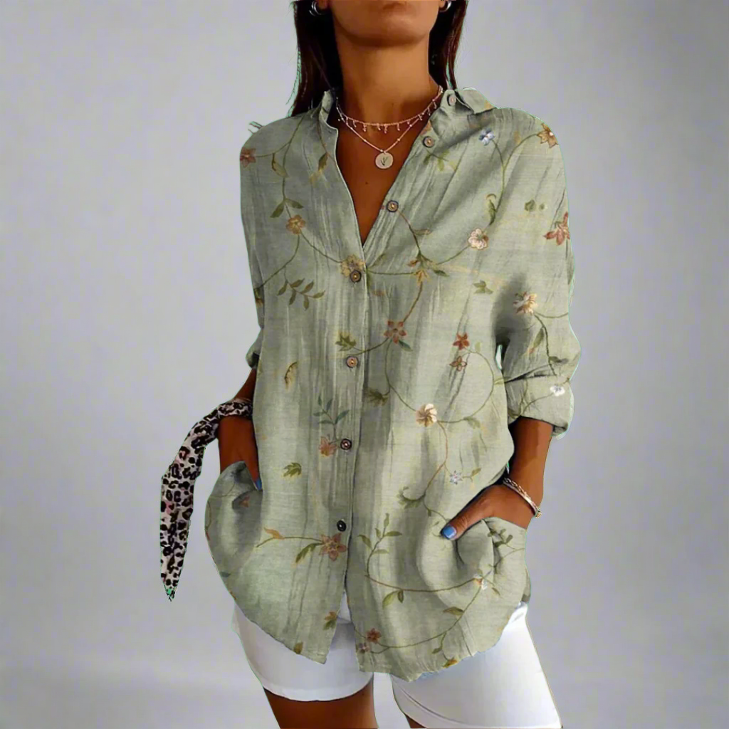 Klassische Bluse aus hochwertigem Stoff mit handgefertigten Details