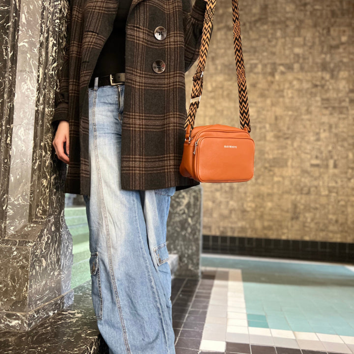 Zara | Umhängetasche mit verstellbarem Riemen