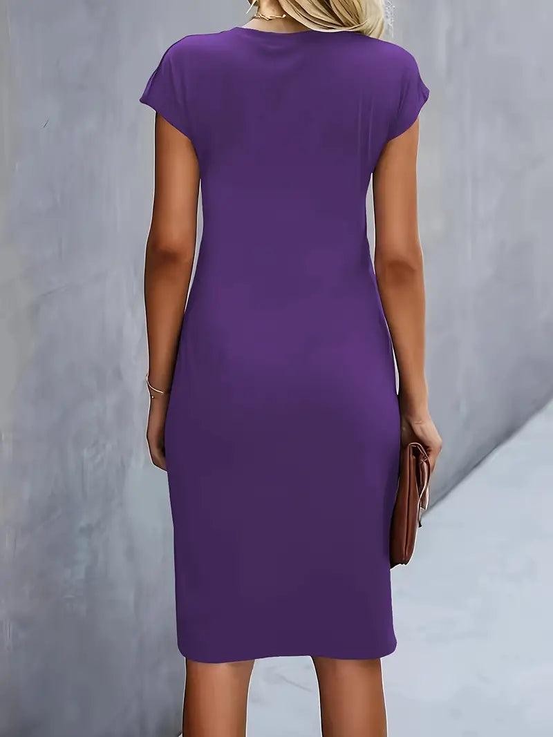 Elizabeth - Einfarbiges Kleid mit Rundhalsausschnitt