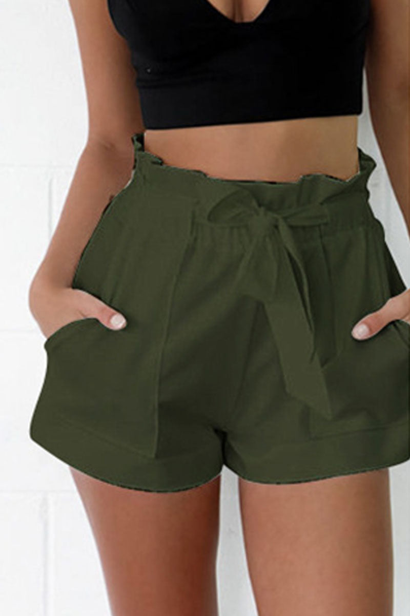 Damen Shorts mit Paperbag-Taille und Bindegürtel in lässiger Passform