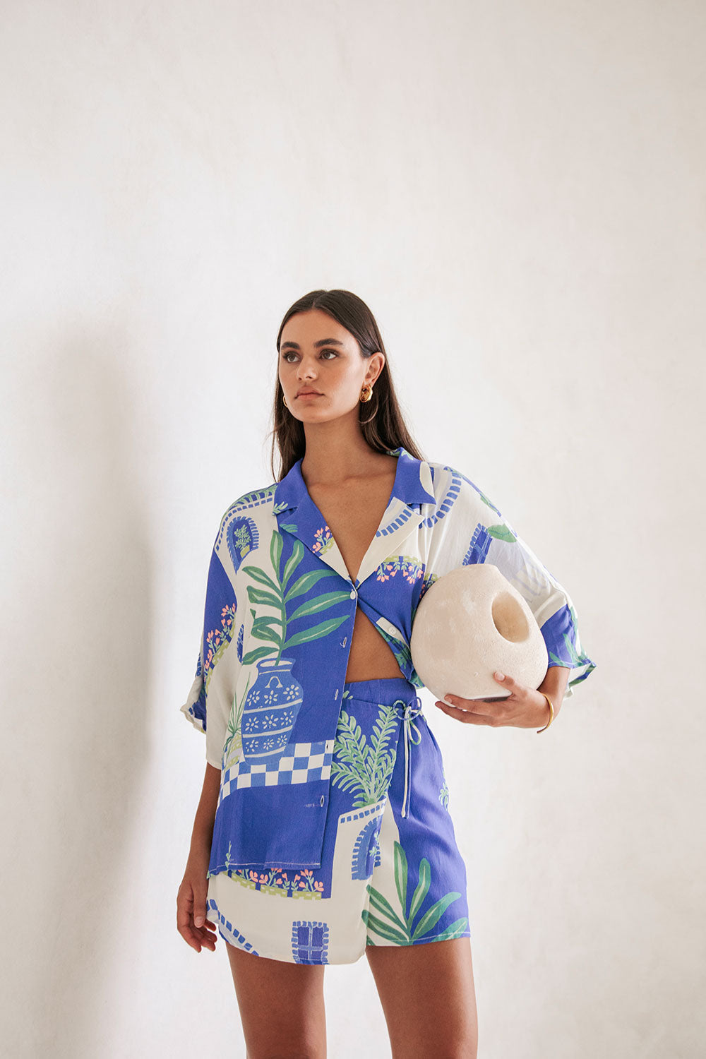 Nathalie Sommerset - Tropisch bedrucktes zweiteiliges Outfit mit entspannter Passform
