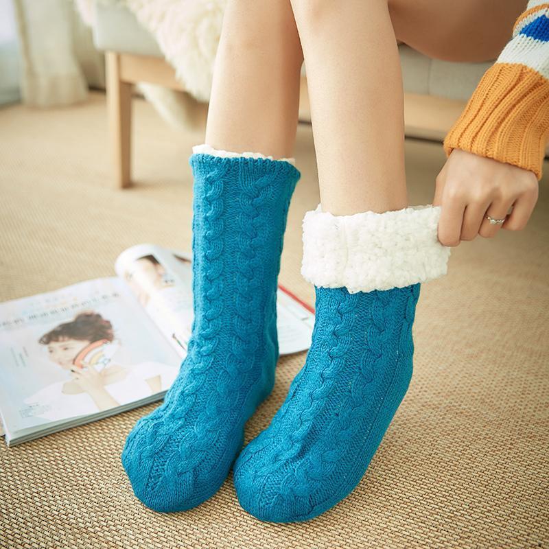 Warme Wintersocken - für kuschelige Abende zu Hause
