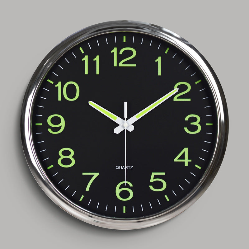 Stille Wanduhr mit Hintergrundbeleuchtung Minimalistisch