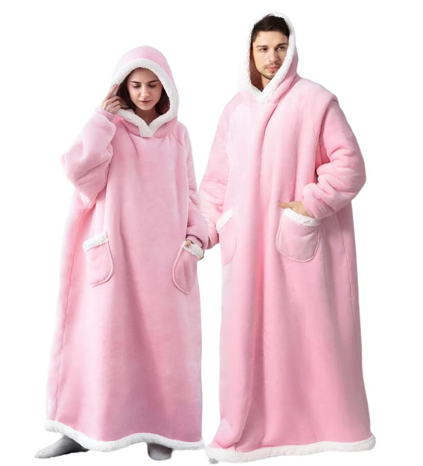 Dosia - Lange Plüschdecke mit Kapuze