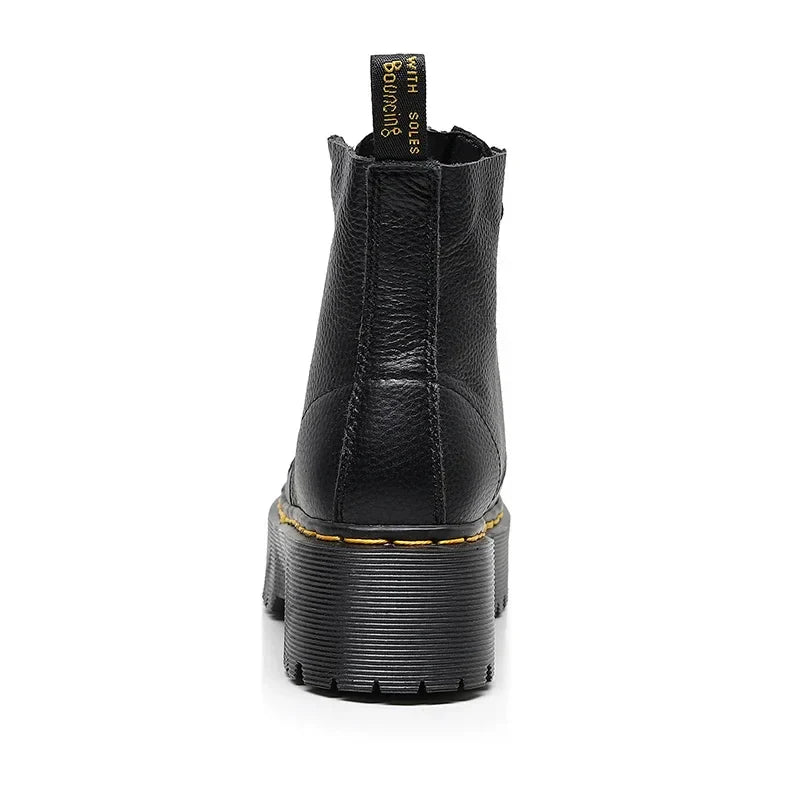 Damen Lederstiefel mit dicken Sohlen