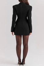 Langärmeliges Damenkleid mit V-Ausschnitt und eleganten Taschen