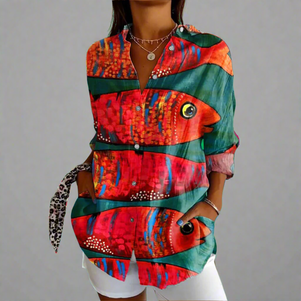 Klassische Bluse aus hochwertigem Stoff mit handgefertigten Details