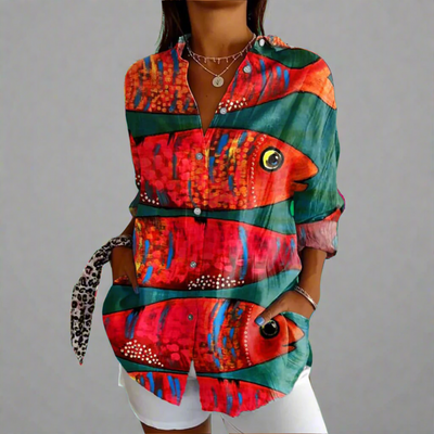 Klassische Bluse aus hochwertigem Stoff mit handgefertigten Details