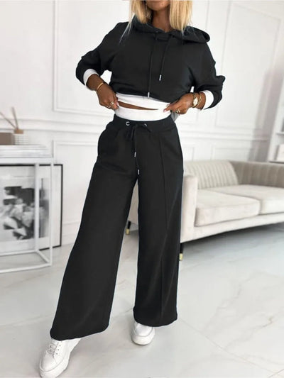 Damen-Set mit Kapuzenpullover und Jogginghose - bequem, elegant und vielseitig