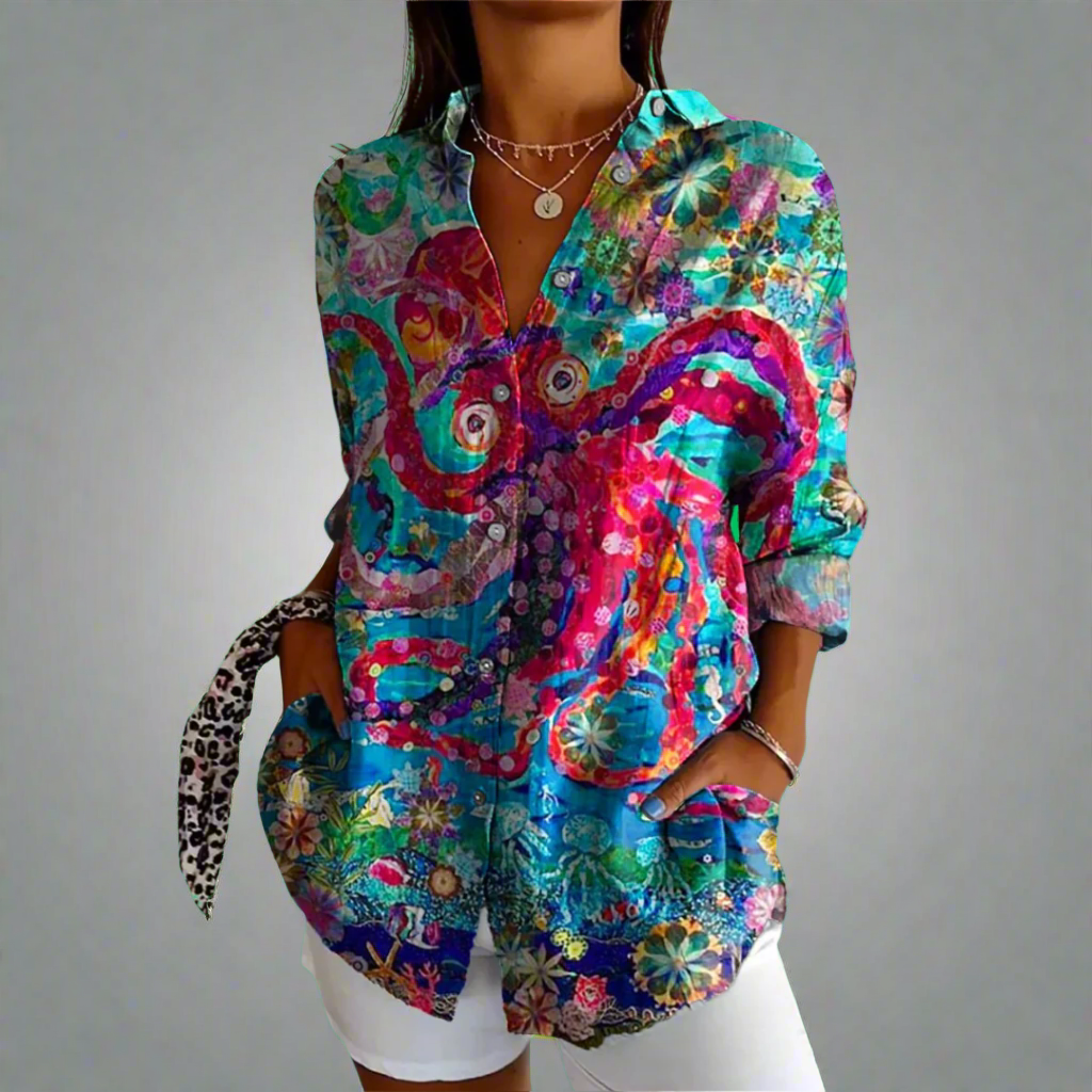 Klassische Bluse aus hochwertigem Stoff mit handgefertigten Details