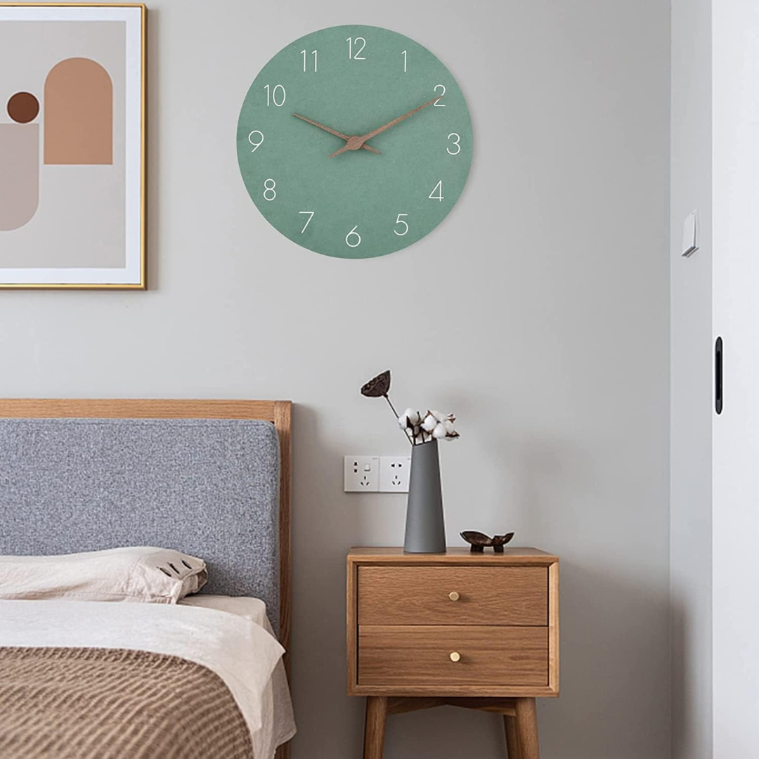 Nork - Minimalistische Wanduhr aus Holz