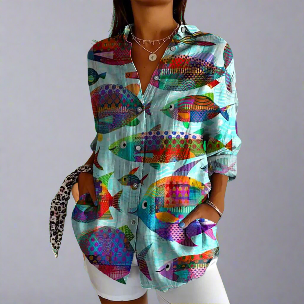Klassische Bluse aus hochwertigem Stoff mit handgefertigten Details