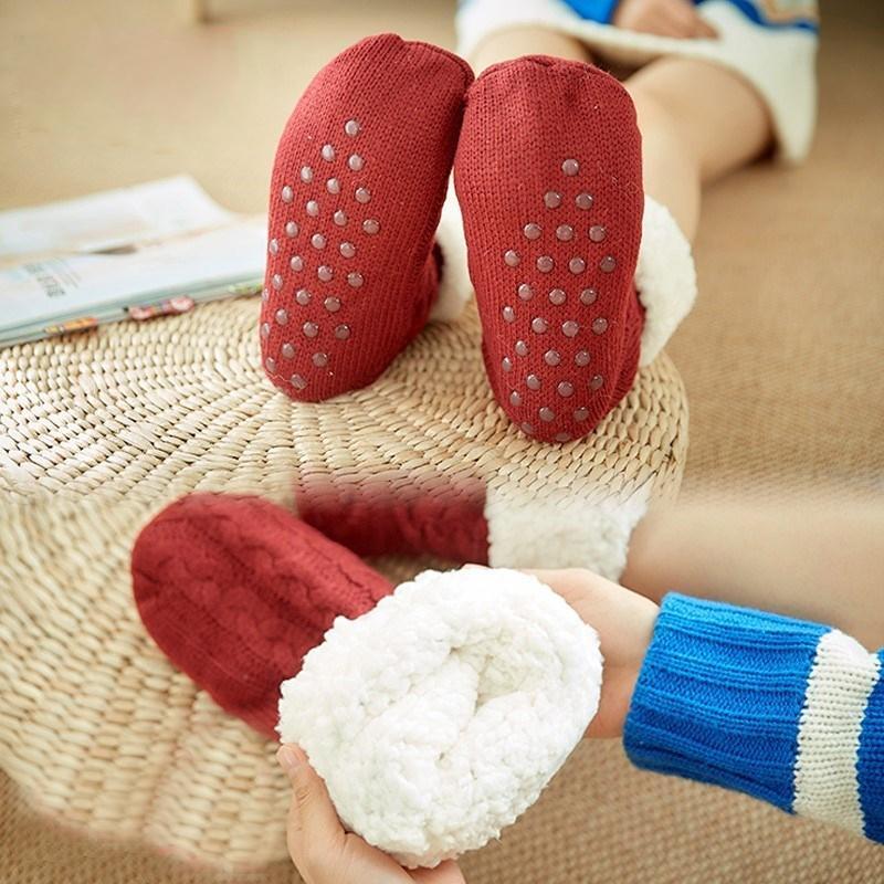 Warme Wintersocken - für kuschelige Abende zu Hause