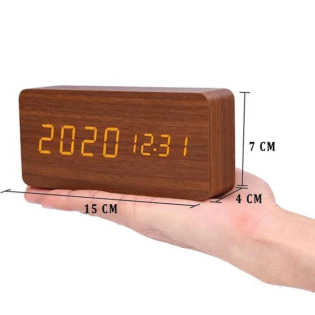 Digitaler Wecker aus Holz - LED-Anzeige, Sprachsteuerung, einstellbare Helligkeit