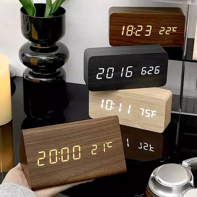 Digitaler Wecker aus Holz - LED-Anzeige, Sprachsteuerung, einstellbare Helligkeit