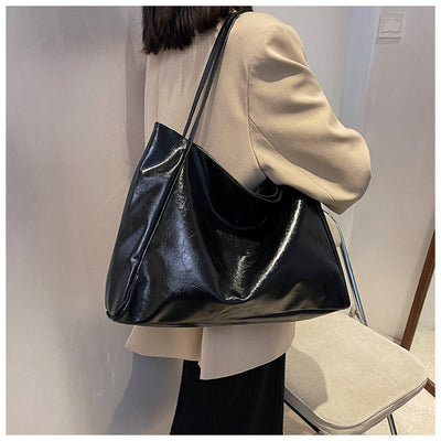 Aurora | Geräumige, elegante Handtasche für Damen