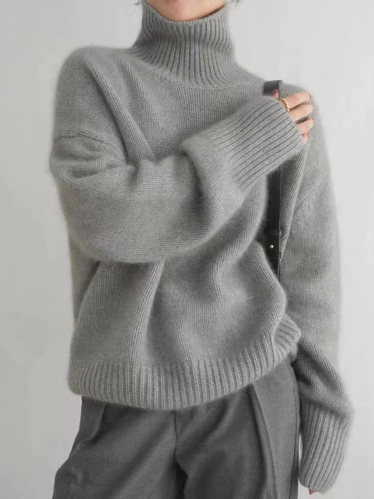 Kuscheliger und schicker Rollkragenpullover natürliche Textur