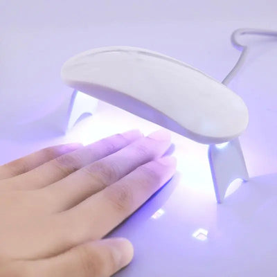 Gel-Nagelsticker-Set mit UV-Lampe