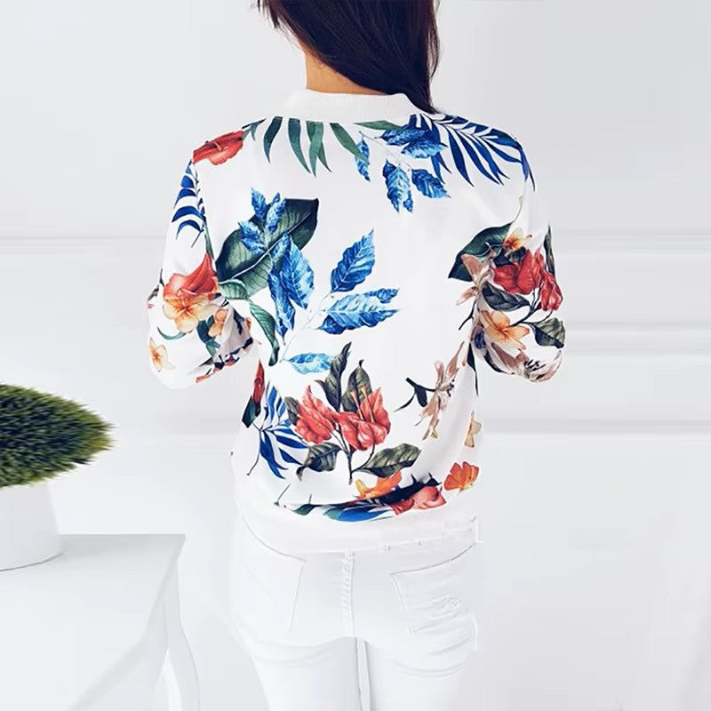 Bomberjacke mit floralem Motiv