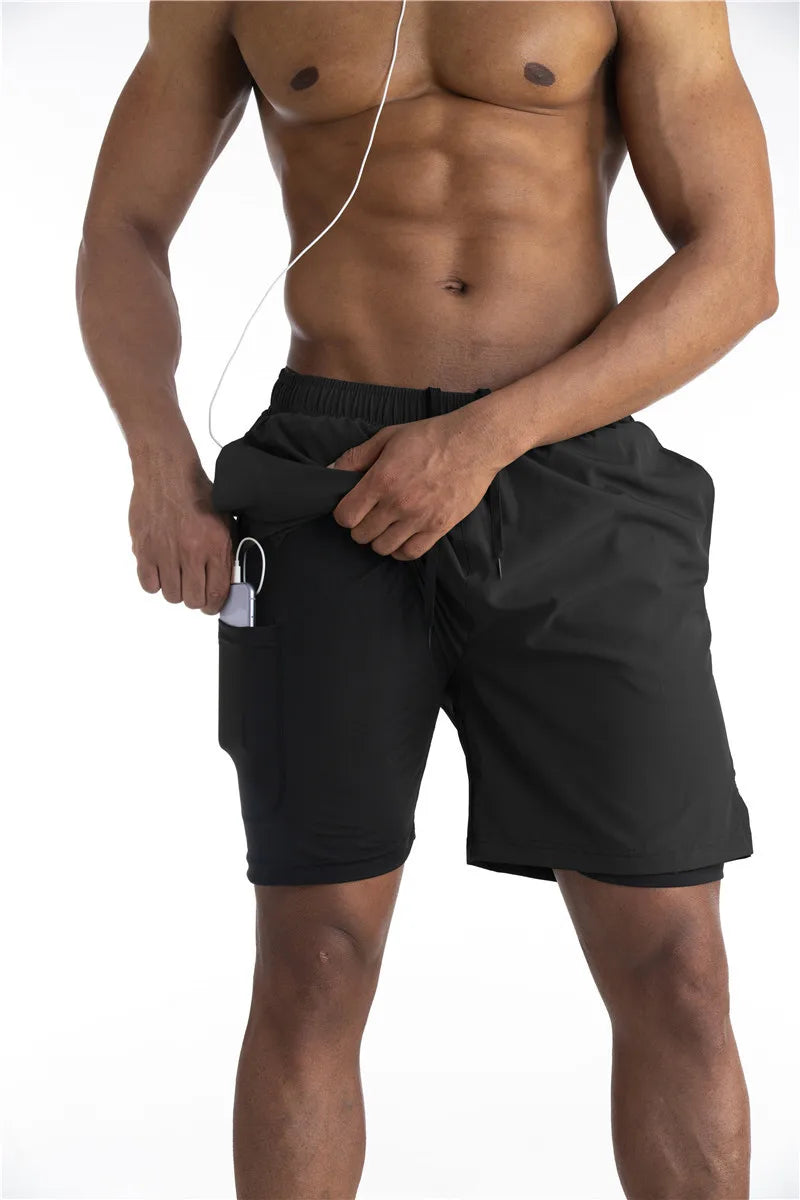 Titan | Gefütterte Laufshorts mit Handytasche - Komfort und Funktionalität