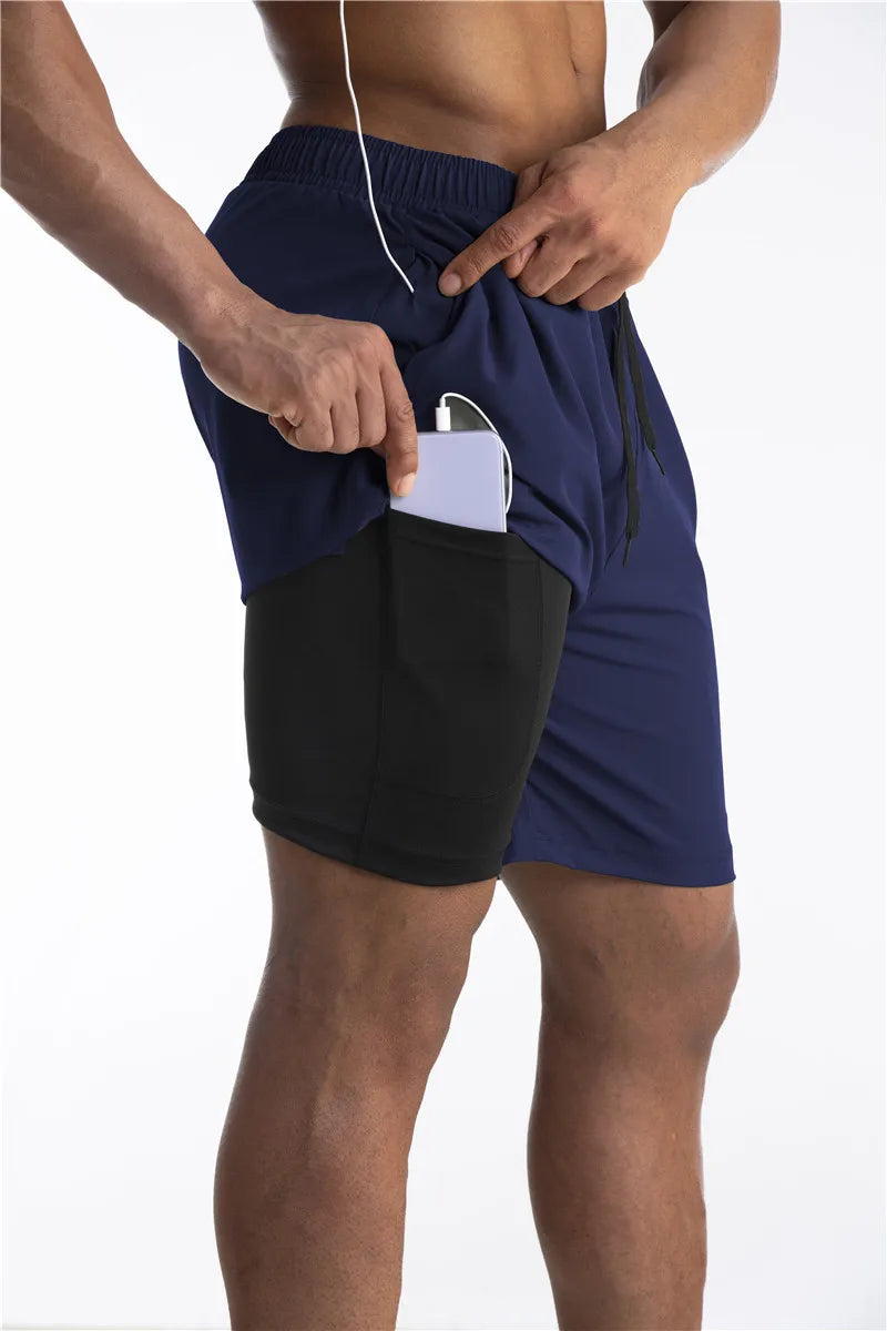 Titan | Gefütterte Laufshorts mit Handytasche - Komfort und Funktionalität