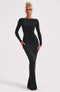 Langes Kleid mit Ausschnitt