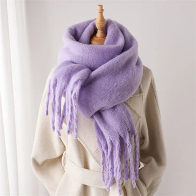 Luxuriöser Kaschmirschal für Damen mit großen Quasten für winterlichen Stil und Komfort