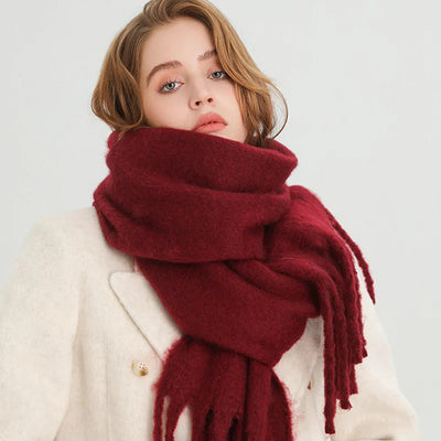 Luxuriöser Kaschmirschal für Damen mit großen Quasten für winterlichen Stil und Komfort
