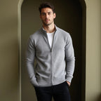 Klassische Strickjacke für Männer