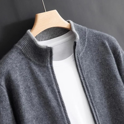 Klassische Strickjacke aus Wolle für Männer