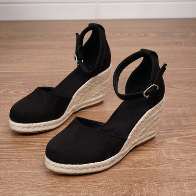 Elara - Flache Damensandalen mit Riemchen
