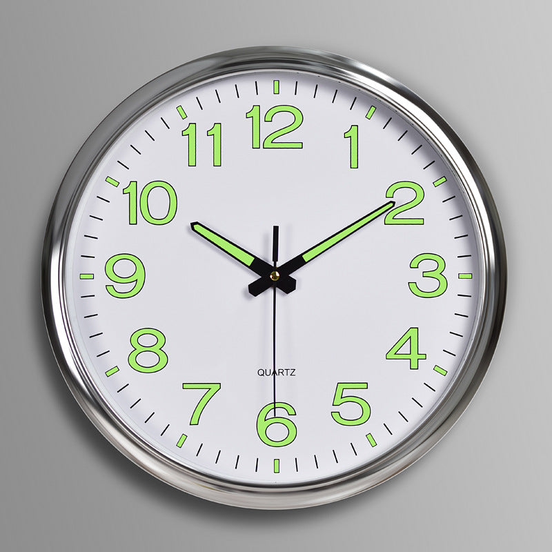 Stille Wanduhr mit Hintergrundbeleuchtung Minimalistisch