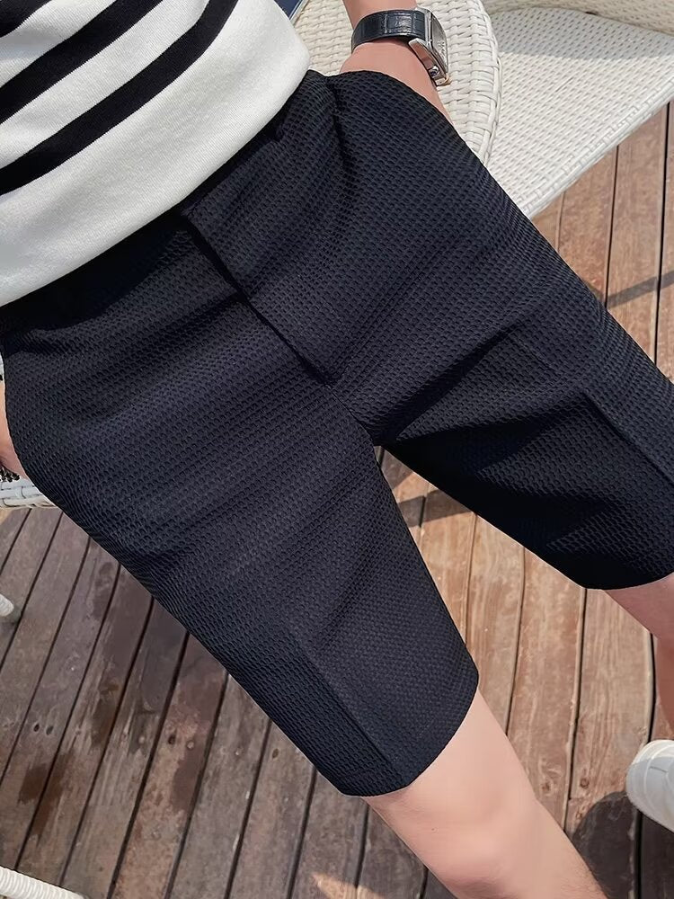 Maßgeschneiderte Shorts für Männer - Slim Fit - Knielang - Knopfleiste - Gürtelschlaufen