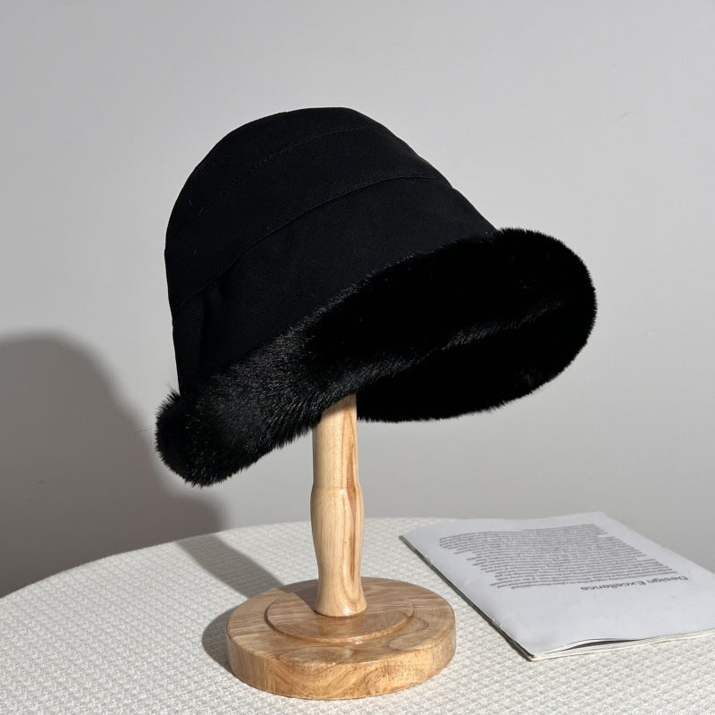 Damen Kuschelige und elegante Fellmütze
