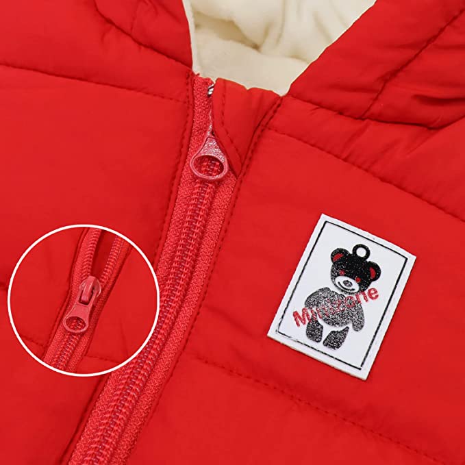 Warmer und kuscheliger Baby-Winterstrampler mit Ohren