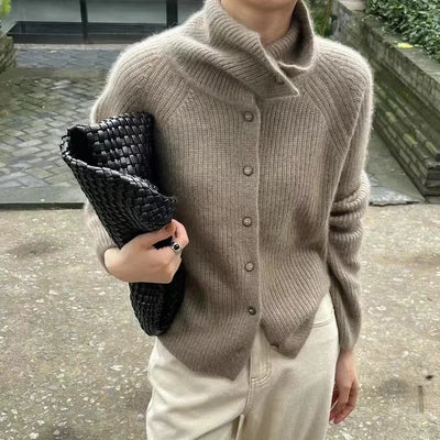 Clara – Strickjacke für Damen, kuschelig gestrickt | Pullover