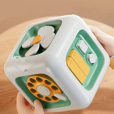 6-in-1 Montessori Sensory Busy Board Lernspielzeug Würfel für Kinder