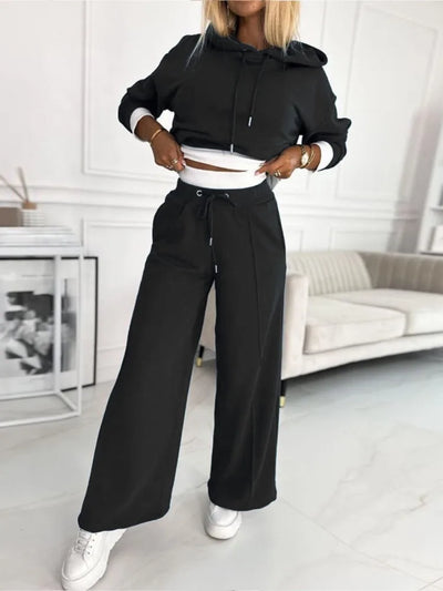 Damen-Set mit Kapuzenpullover und Jogginghose - bequem, elegant und vielseitig