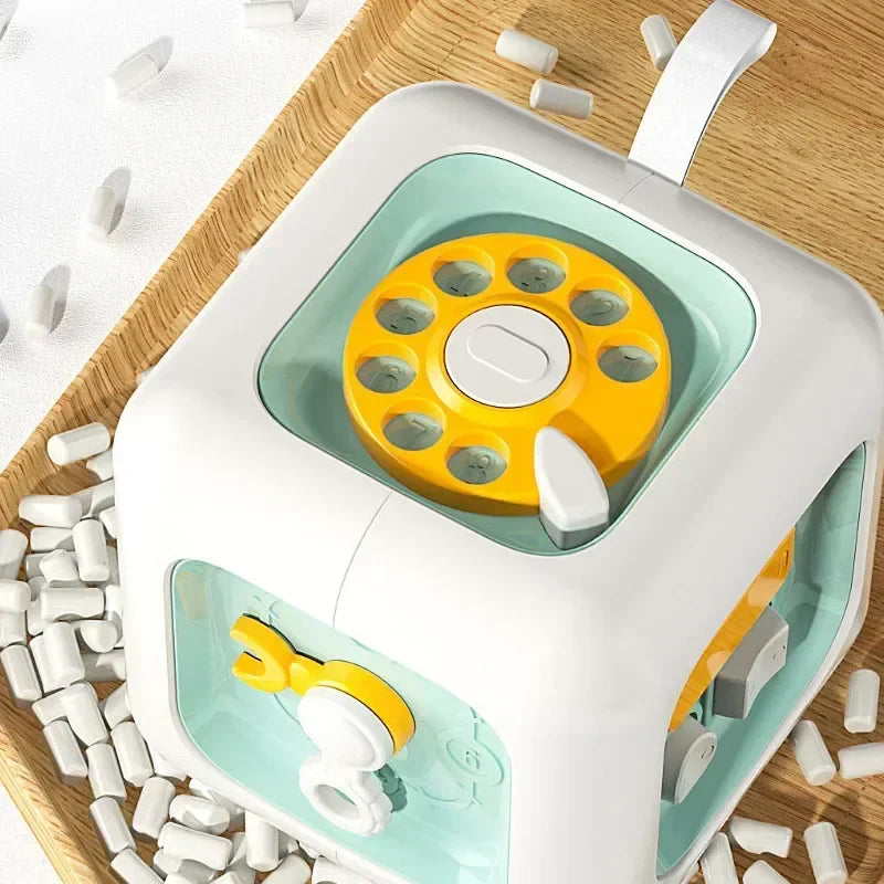 6-in-1 Montessori Sensory Busy Board Lernspielzeug Würfel für Kinder