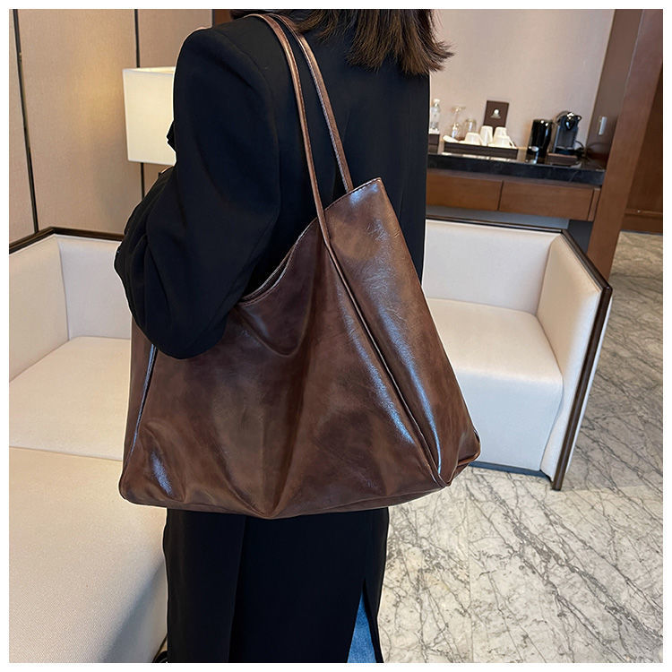 Aurora | Geräumige, elegante Handtasche für Damen