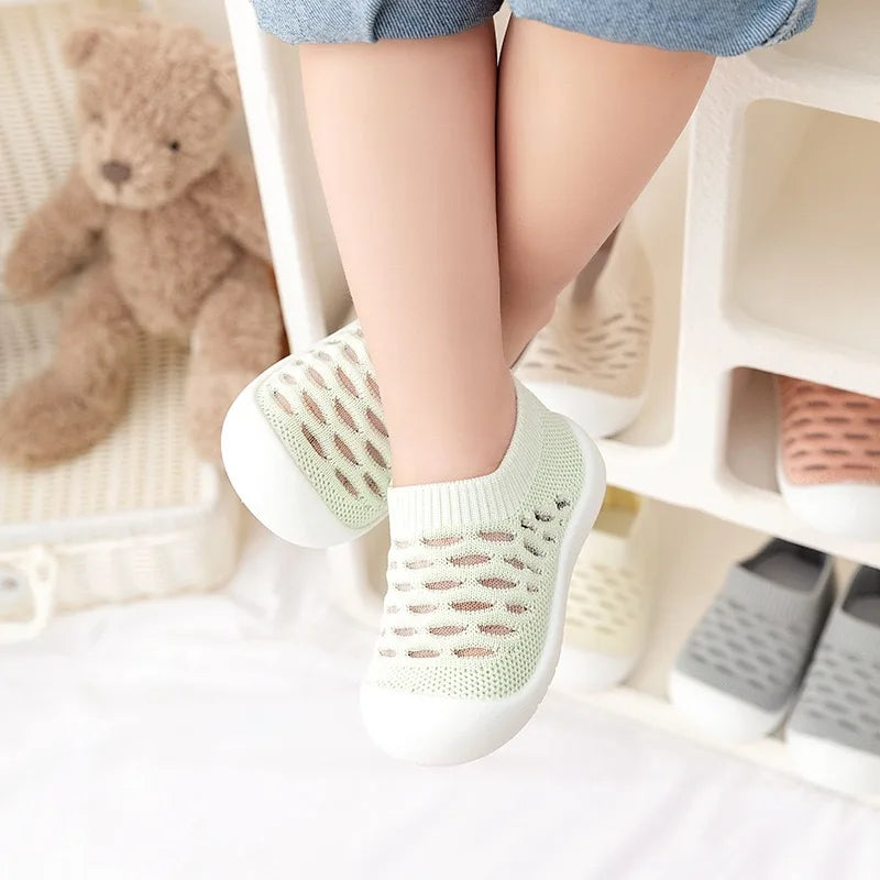 Rutschfeste Mesh-Schuhe für Babys