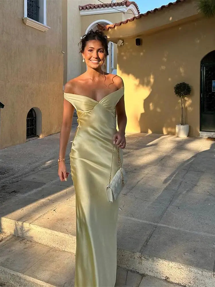 Abendkleid für Frauen - asymmetrisch - eng anliegend - bodenlang - elegantes Abendkleid