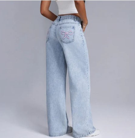 Jenni - Baggy Jeans mit Schleife