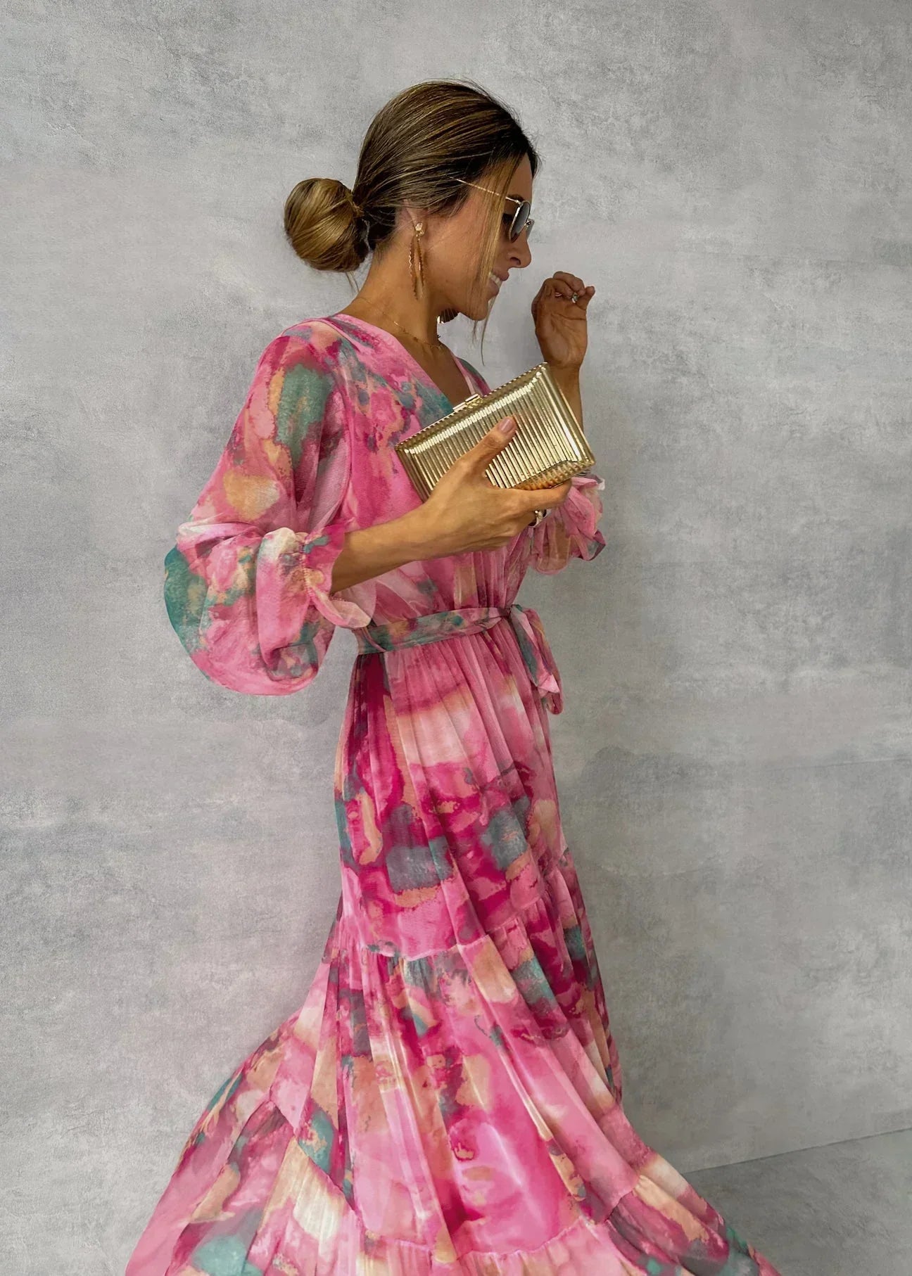 Langärmeliges Sommerkleid für Frauen - Moderne Freizeitmode