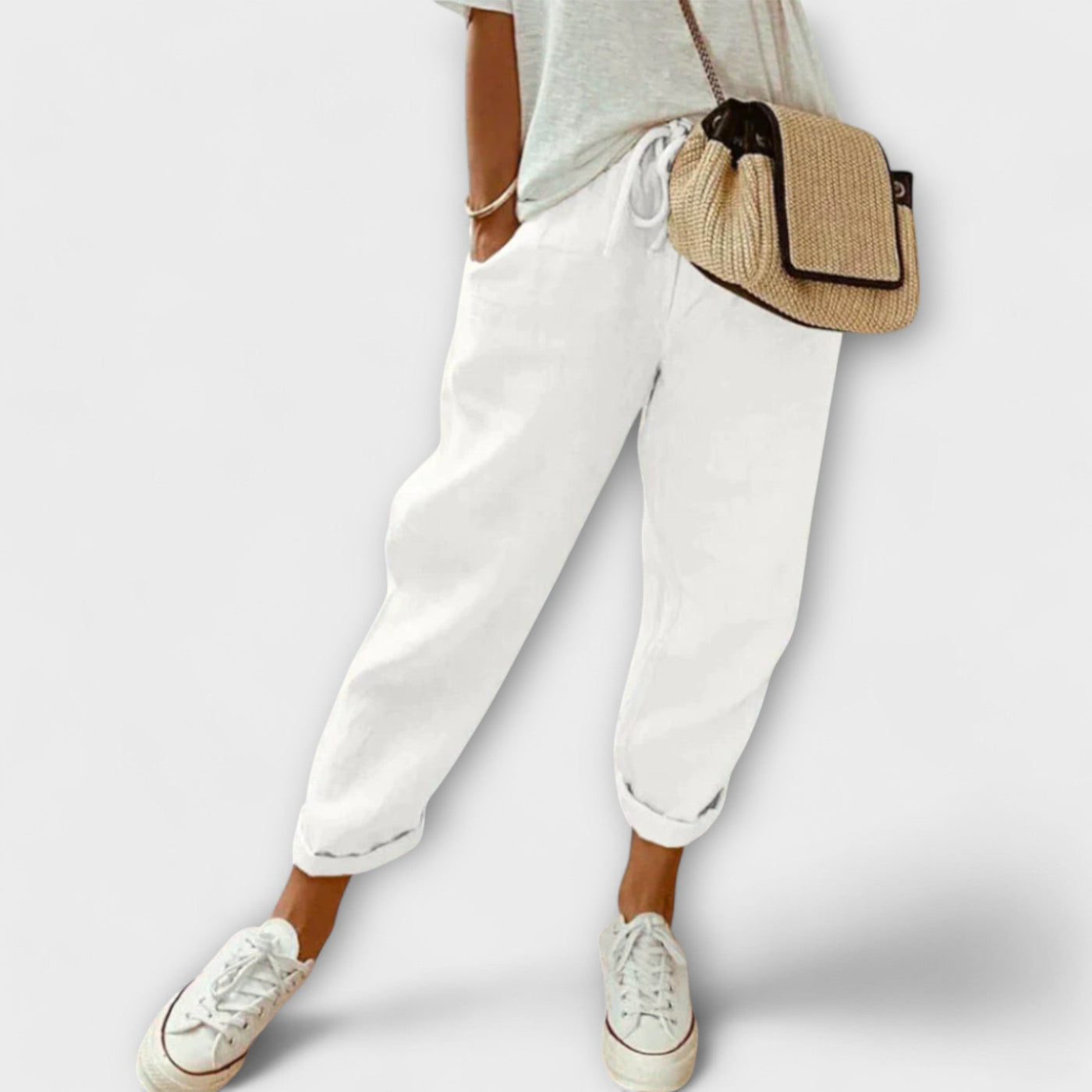 Leichte Damen-Sommerhose aus natürliche Textur - Atmungsaktiv und elegant geschnitten
