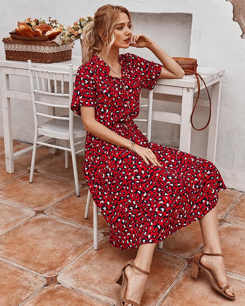 Elegantes Kleid mit Leopardenmuster