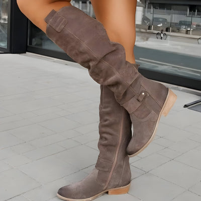 Klassische kniehohe Lederstiefel für Damen